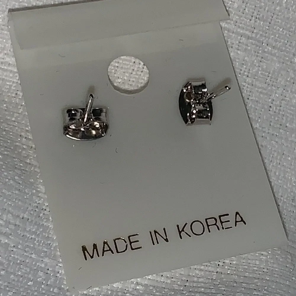 Vintage patriotic pin
